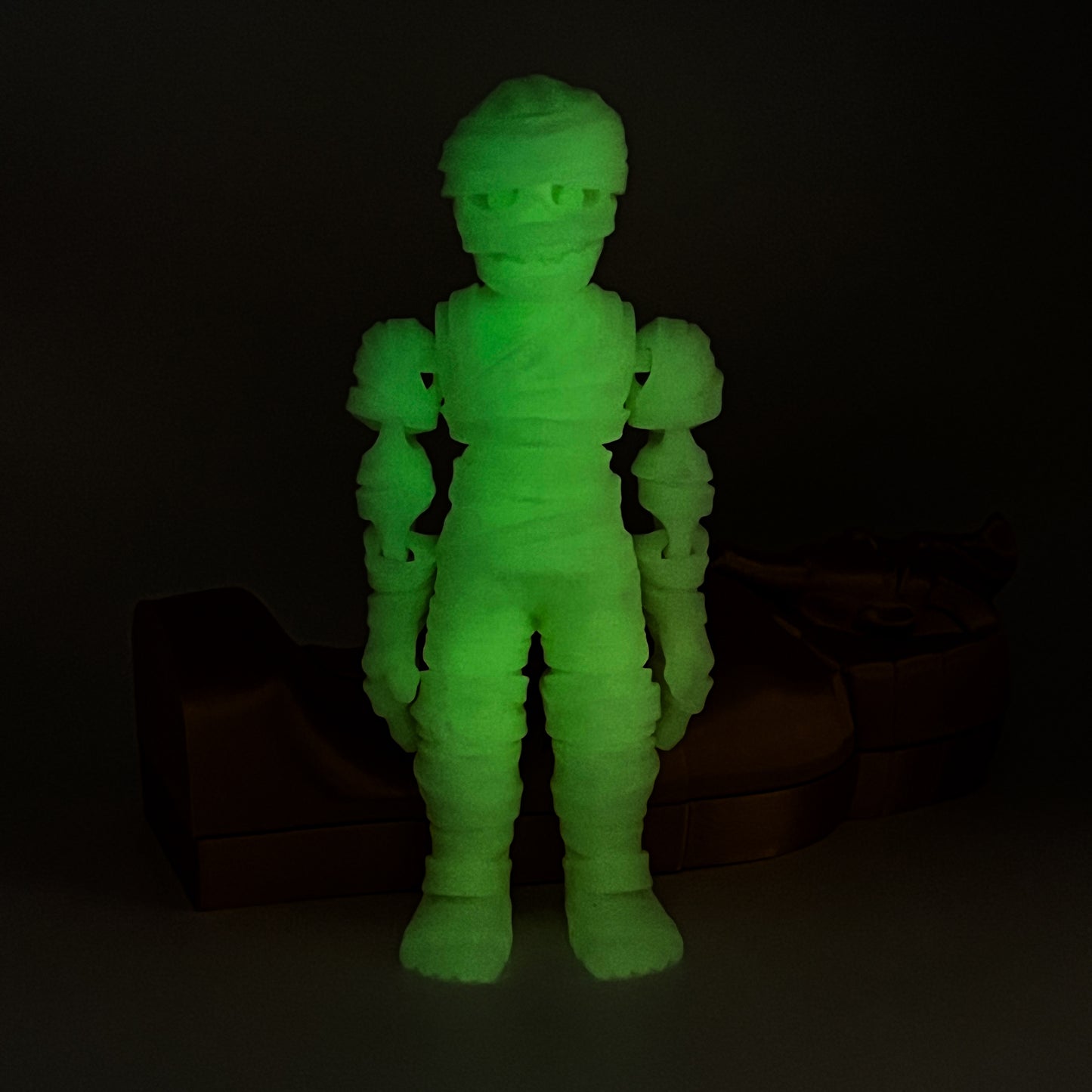 Articulated Glow-in-the-Dark Mummy (with Sarcophagus)